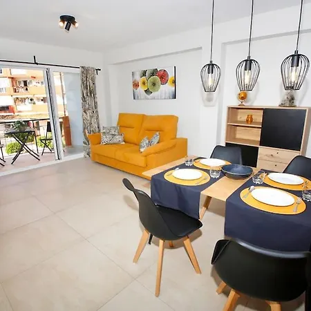 Apartamento Con Encanto En La Playa Del Arenal De *